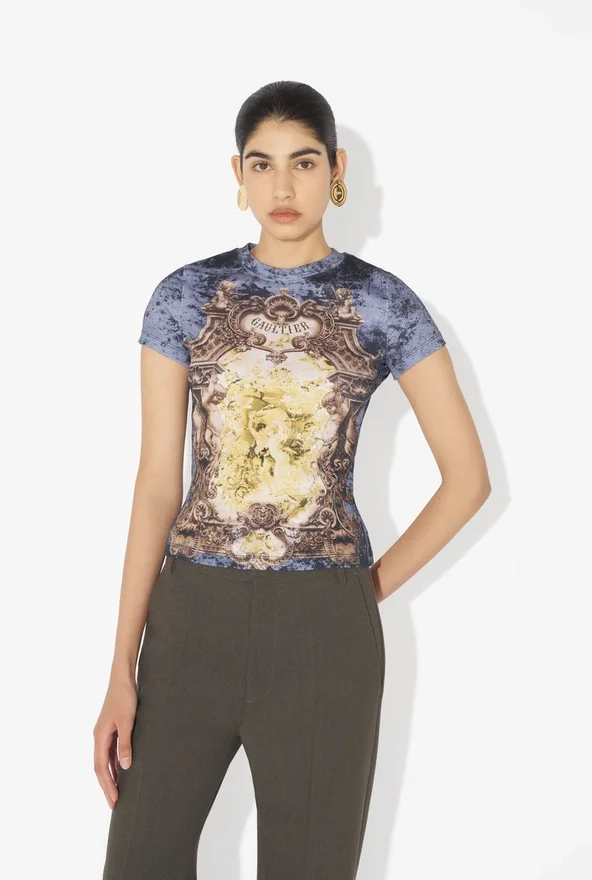 The Blue Madaillon T-Shirt The Blue Madaillon T-Shirt