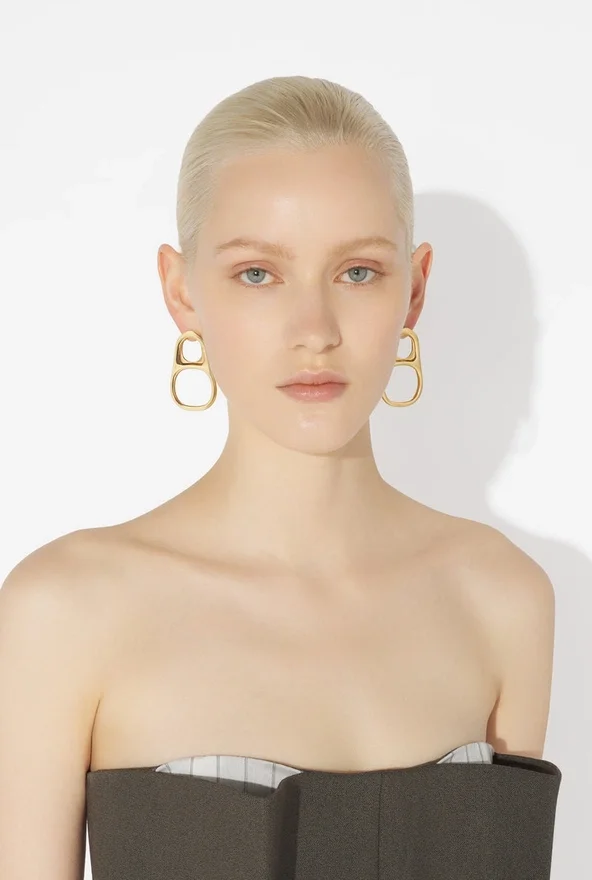 The Gold-Toned Ring-Pull Earrings The Gold-Toned Ring-Pull Earrings